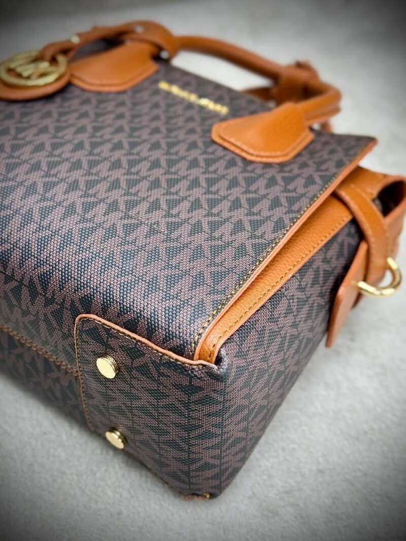 Michael Kors (MK) Bags Brown